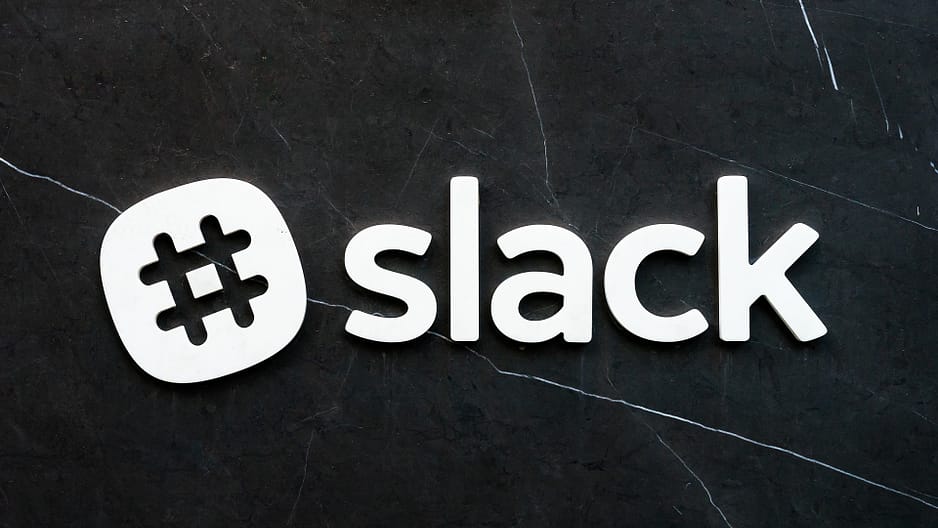 slack-logo-2563719_1920